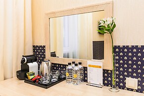 Mira Hotel