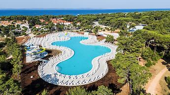 Zaton Holiday Resort Camping homes