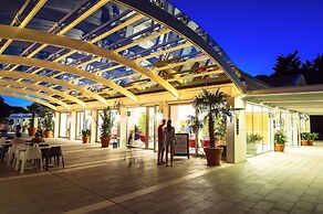 Zaton Holiday Resort Mobile Homes