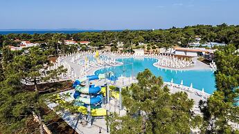 Zaton Holiday Resort Camping homes
