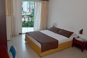 Hotel Ribera Del Rio Av 2N