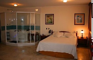 Hotel Ribera Del Rio Av 2N