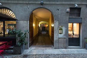 At Home - Brera