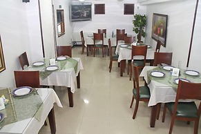 Hotel Ribera Del Rio Av 6N