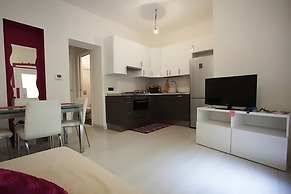 At Home - P.ta Venezia C.so Buenos Aires