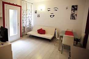 At Home - P.ta Venezia C.so Buenos Aires