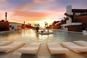 Hard Rock Hotel Tenerife