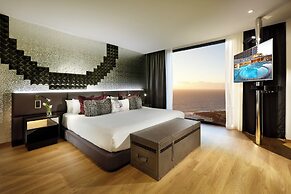 Hard Rock Hotel Tenerife