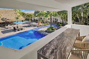 Sheraton Samoa Aggie Grey's Hotel & Bungalows