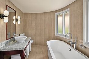 Sheraton Samoa Aggie Grey's Hotel & Bungalows