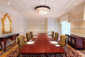 Sheraton Samoa Aggie Grey's Hotel & Bungalows