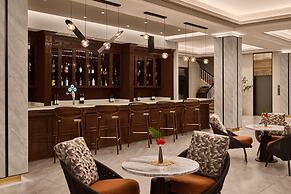 Sheraton Samoa Aggie Grey's Hotel & Bungalows