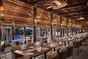 Sheraton Samoa Aggie Grey's Hotel & Bungalows