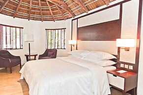 Sheraton Samoa Aggie Grey's Hotel & Bungalows