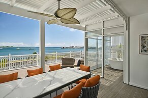 Sheraton Samoa Aggie Grey's Hotel & Bungalows