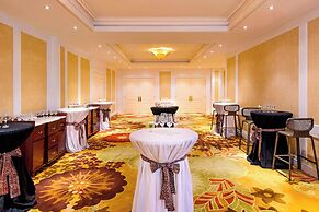 Sheraton Samoa Aggie Grey's Hotel & Bungalows