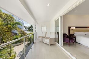 Sheraton Samoa Aggie Grey's Hotel & Bungalows