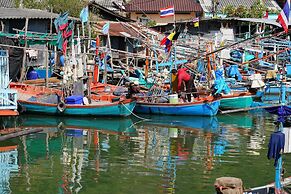 Loligo Resort Hua Hin