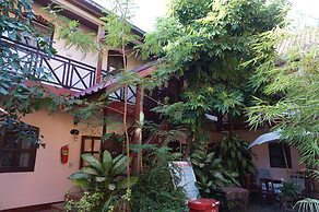 Heuan Lao Guesthouse
