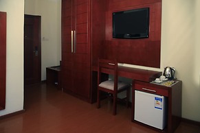 Blue Birds International Hotel