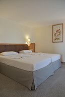 Bristol Sea View Apartments