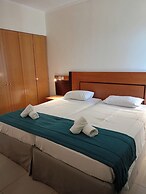 Bristol Sea View Apartments