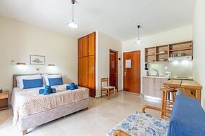 Angela Hotel and Apartments