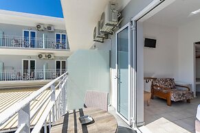Angela Hotel and Apartments