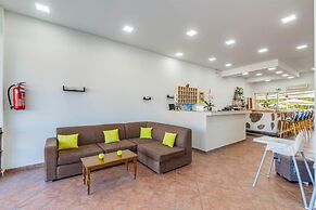 Angela Hotel and Apartments