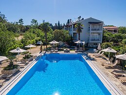 Angela Hotel and Apartments