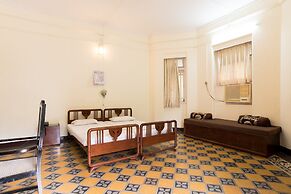 Bentleys Hotel Colaba