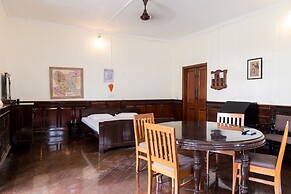 Bentleys Hotel Colaba