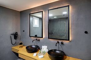 Anemos Luxury Grand Resort