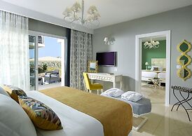 Anemos Luxury Grand Resort