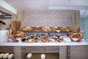 Anemos Luxury Grand Resort