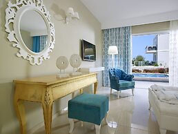 Anemos Luxury Grand Resort