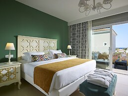 Anemos Luxury Grand Resort