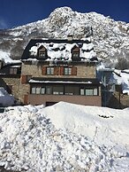 Hostal Escuils