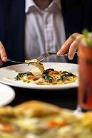 Levatio Suites Muscat, a member of Radisson Individuals