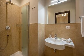 Daplace - Gran Torino Suites