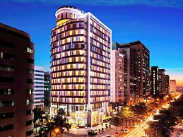 Novotel Suites Hanoi