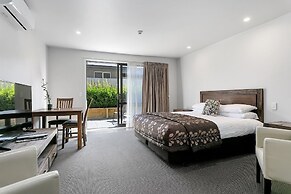 Acacia Lake View Motel