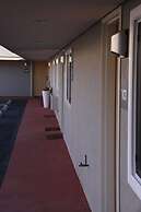 El Royale Gardens Near Universal Studios