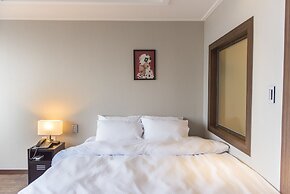 Check Inn Hotel Jeju