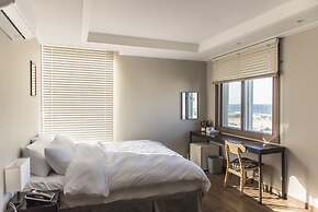 Check Inn Hotel Jeju