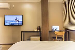 Check Inn Hotel Jeju