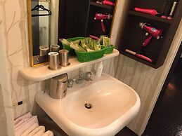 Hotel America Osaka – Adults Only