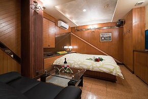 Hotel America Osaka – Adults Only