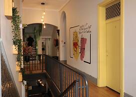 Britannia on William - Hostel