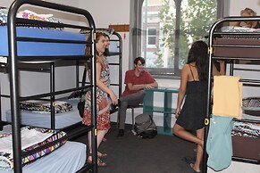 Britannia on William - Hostel